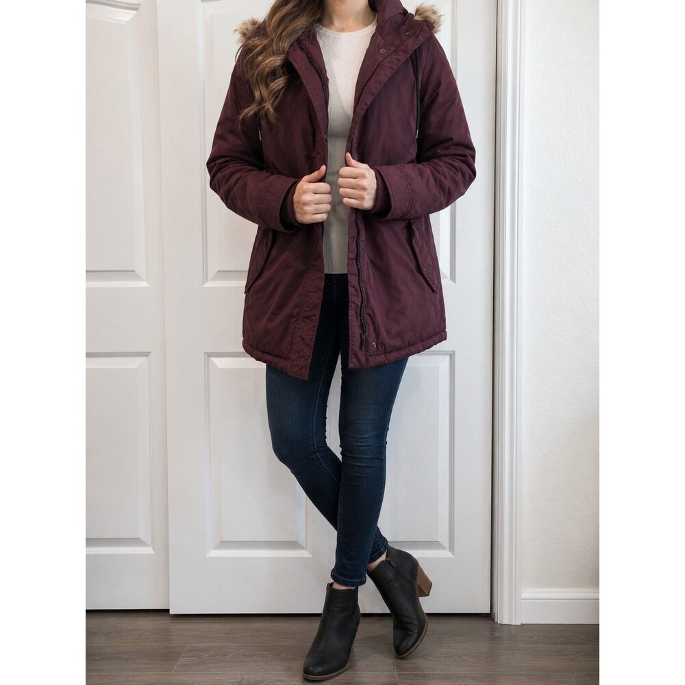 Old Navy Burgundy Women’s Hooded Faux-Fur Trim Parka Winter Coat Jacket Dark Red